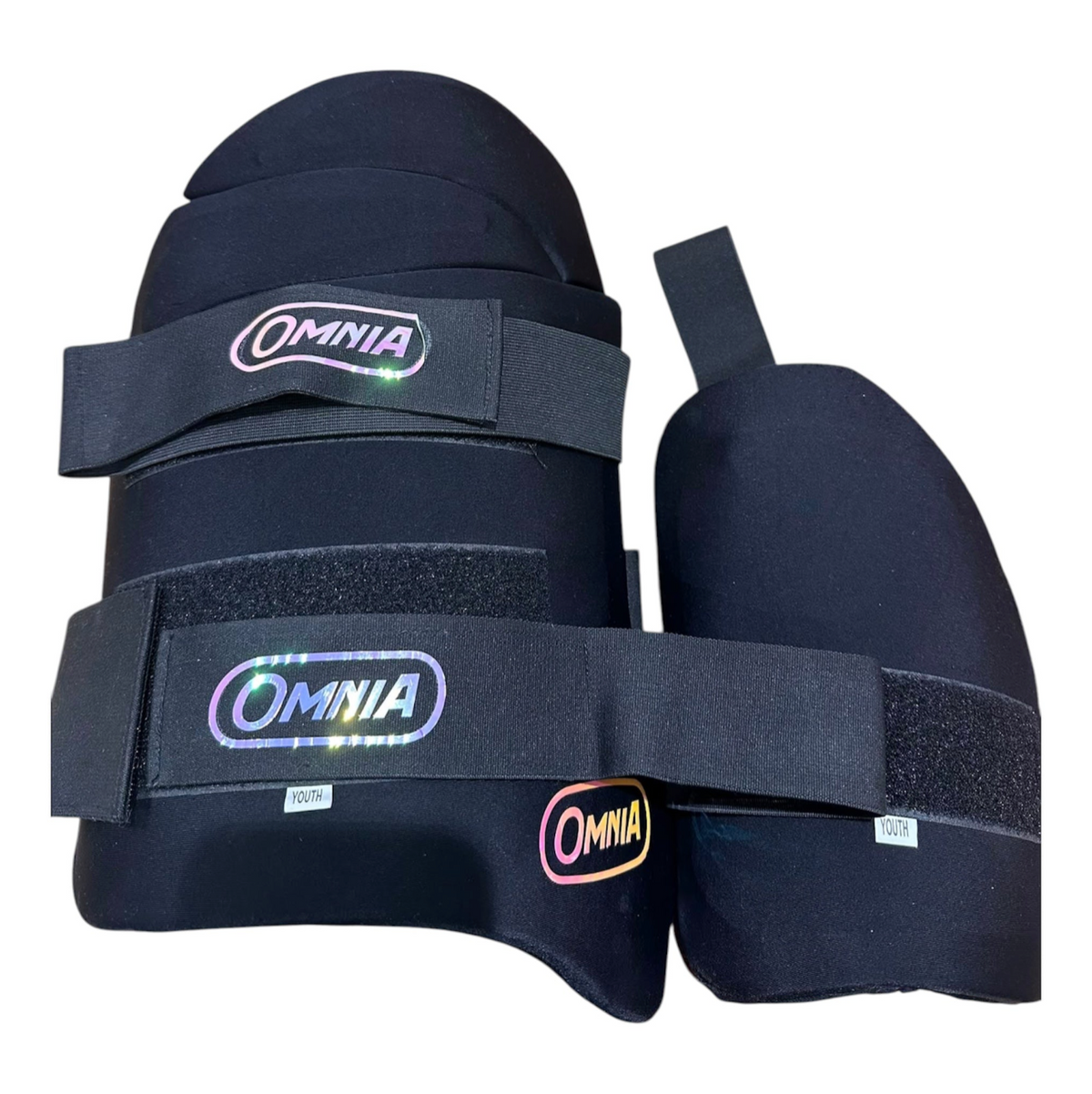 Omnia Thigh Guard Set