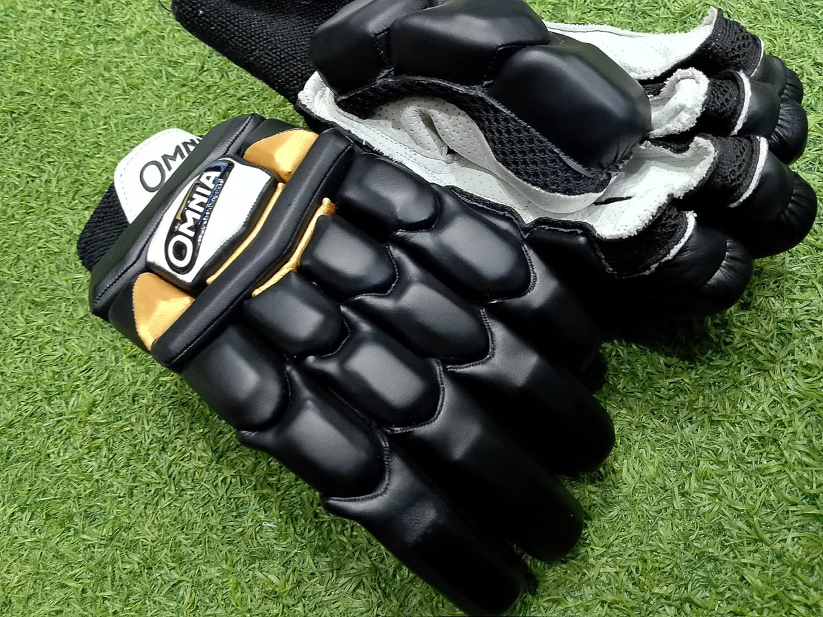 Omnia Special Edition Batting Gloves - Black / Gold
