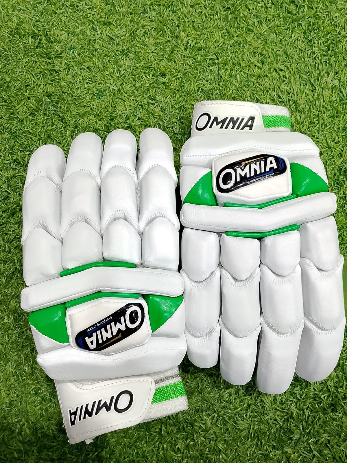 Omnia Special Edition Batting Gloves - Green / White